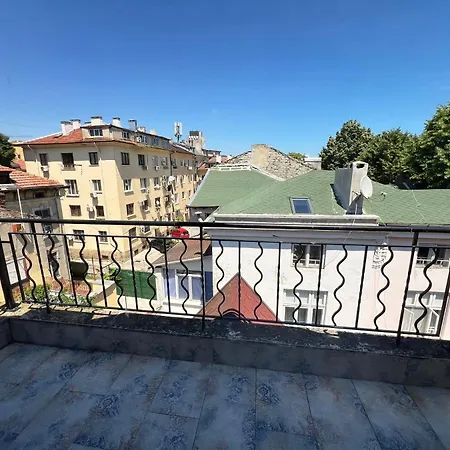 Nj Sky Апартаменти *